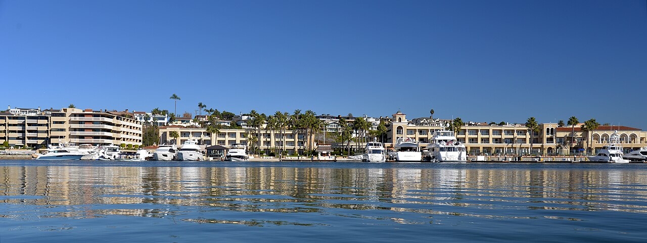 Balboa Bay Resort's waterfront property on Newport Harbor, a Newport Beach wedding venue